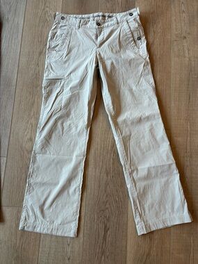 Women’s Tan Straight-Leg Nylon Utility Pants size 8 Travel Eddie Bauer Active
